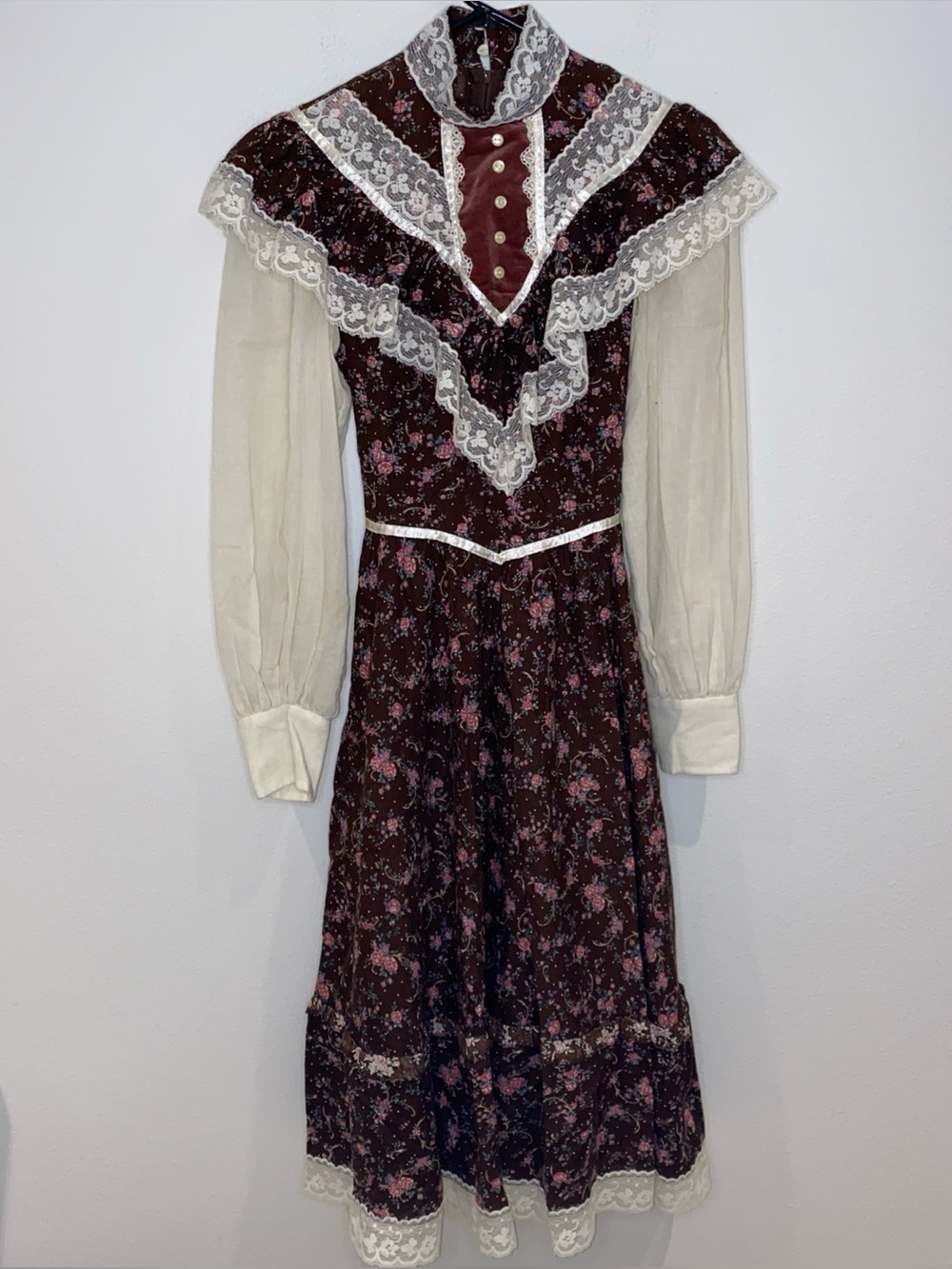 Vintage 70s Gunne Sax Brown Floral Dress Size 7 Lace Prairie Victorian